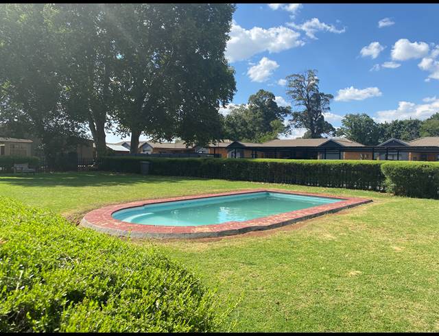 3 BEDROOM SECTIONAL TITLE FOR SALE IN COMET